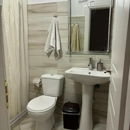 Guest house Adi Hoxha Berat