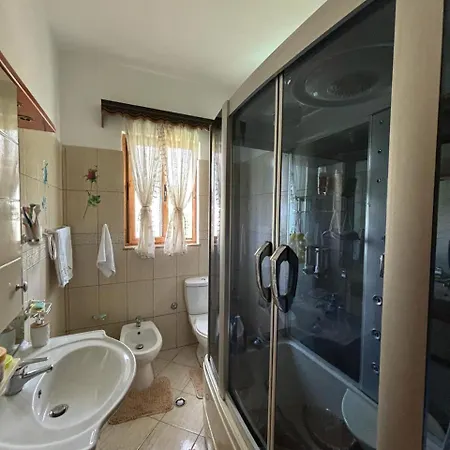 Guest house Adi Hoxha