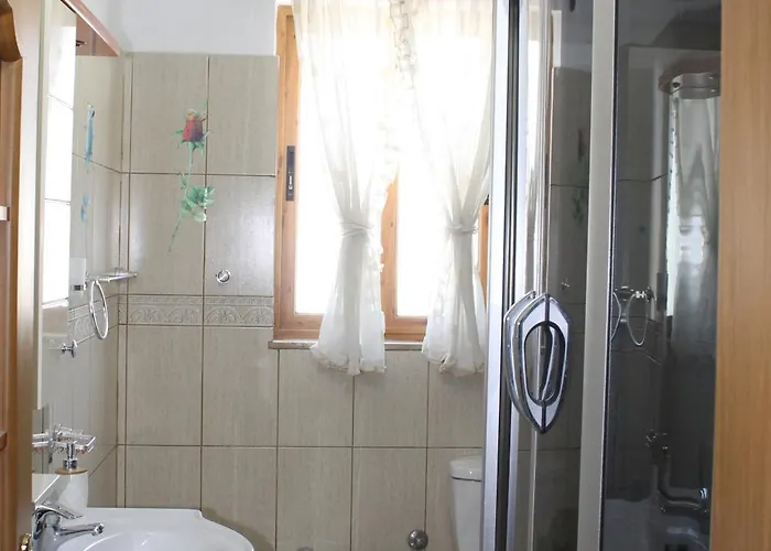 Adi Hoxha Guest house Berat